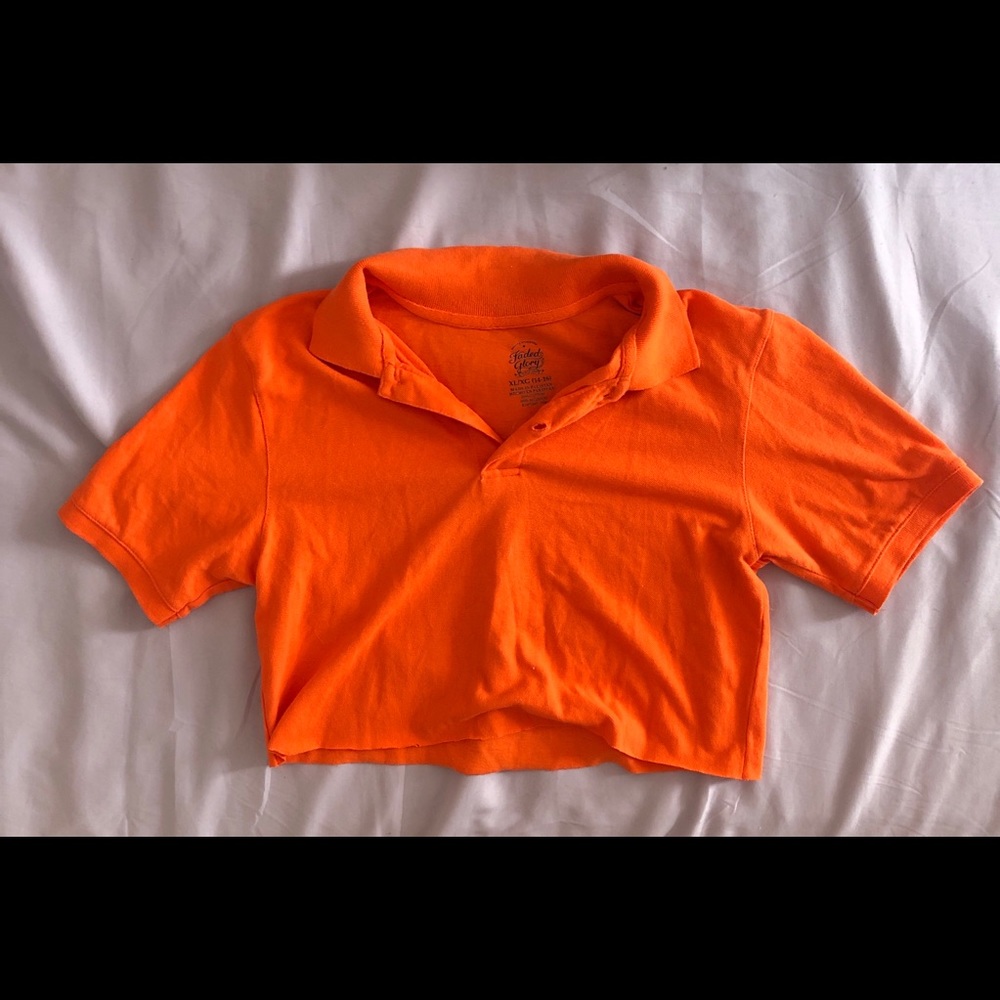 ORANGE CROP TOP